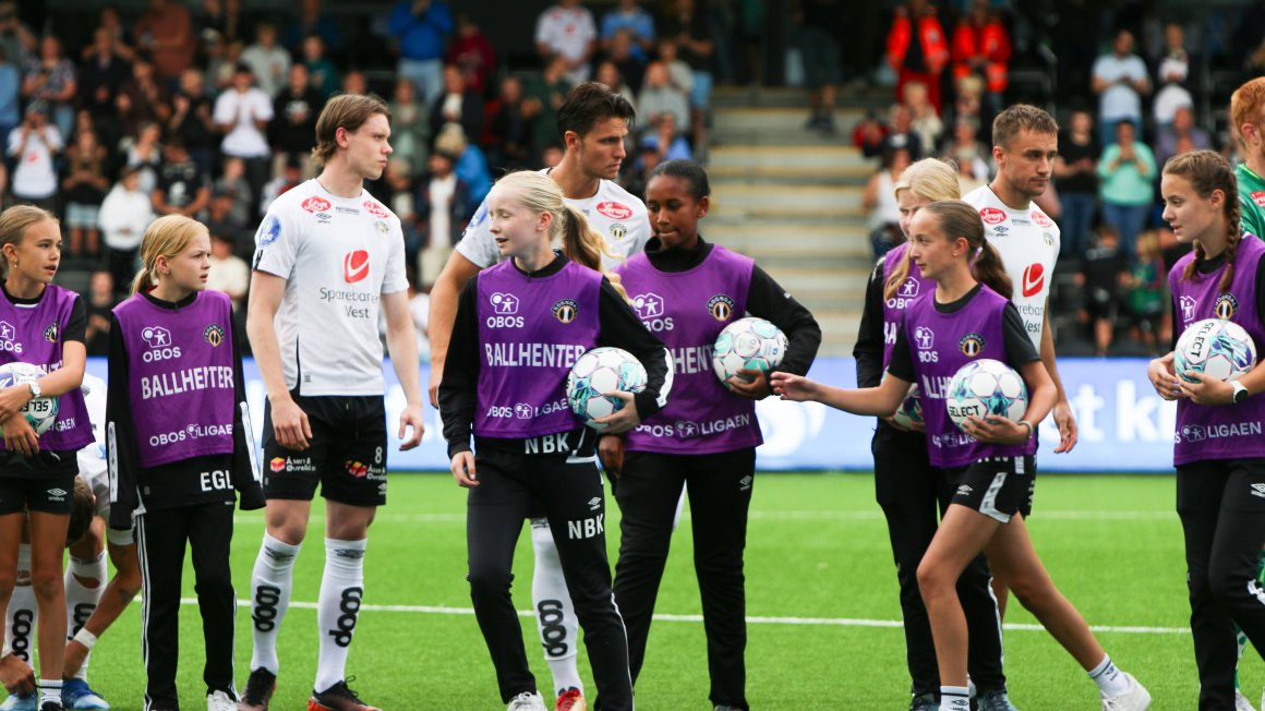 Vi trenger ballhentarar i haust