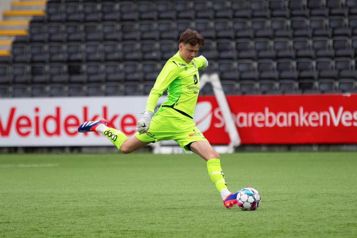 Ard Ragnar Sundal for NG19 i sigeren mot Brann tidlegare i år!