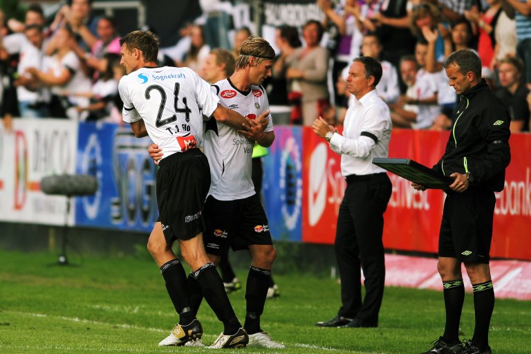 Byte Tore Andrè Flo og Ulrik Flo RosenborgH 2011 Foto - Rune Sjøberg