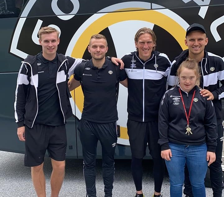 Ida var på plass før avreise og ønskja karane god tur!