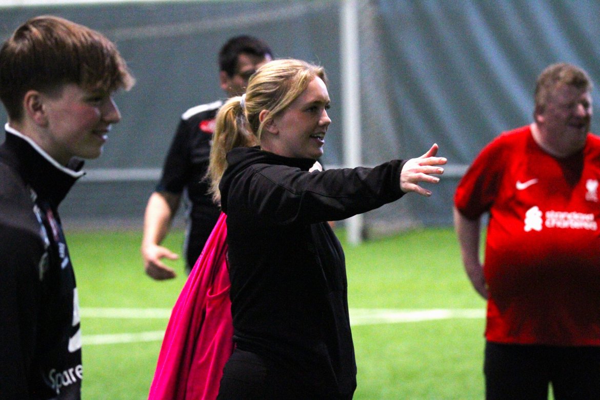 Marianne Raad Larsen er trenar for Sogndal United