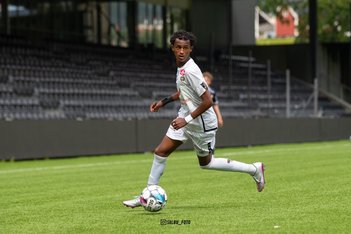 Khadar Ibrahim for Sogndal NG17 mot Strømsgodset