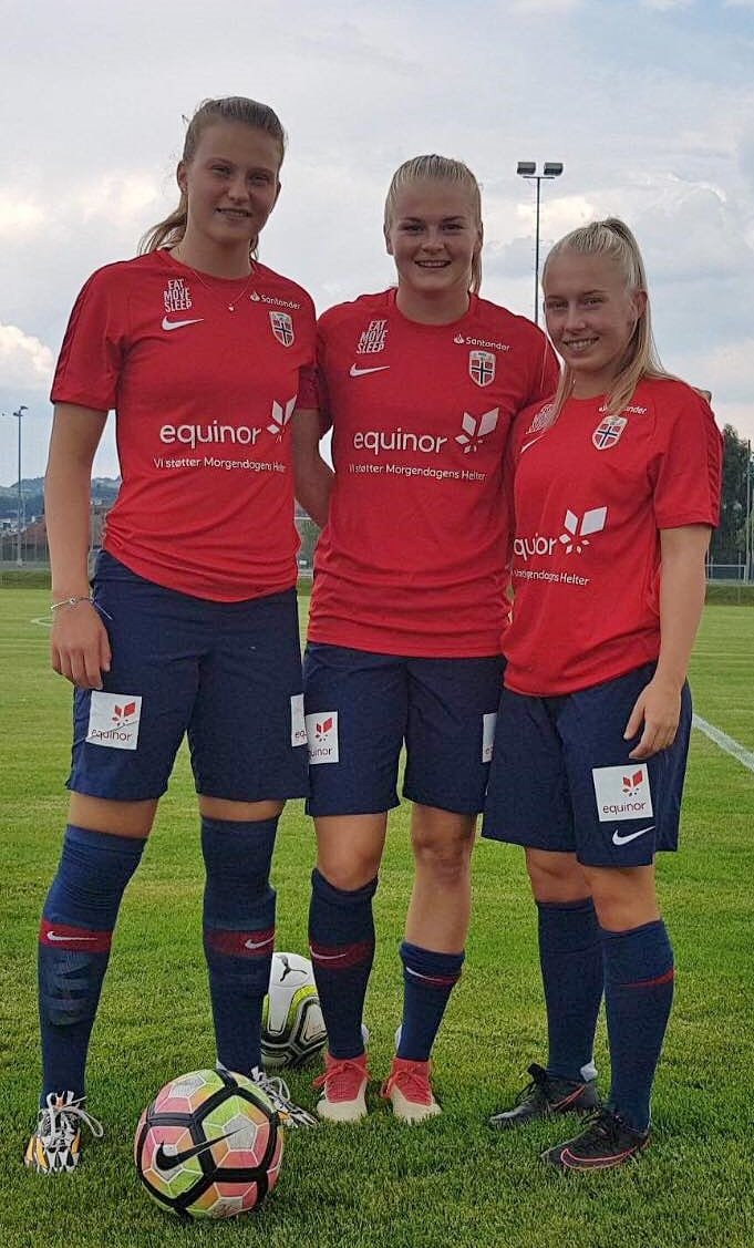 Elise, Linni og Thea gler seg til EM (Foto: Roger Bjelde)