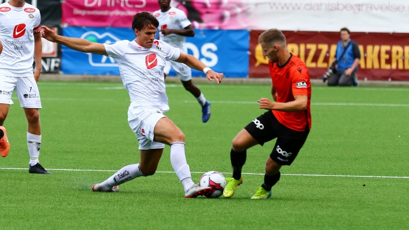 Andreas gjer ein veldig viktig defensiv jobb i tillegg til å vera eit angrepsvåpen.