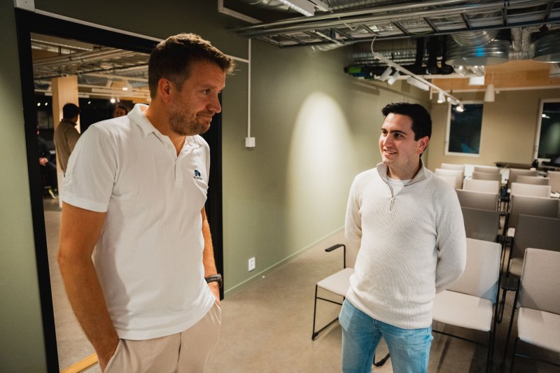 Egil Mundal og Sondre Bremer, leiar i Saftkokaradn