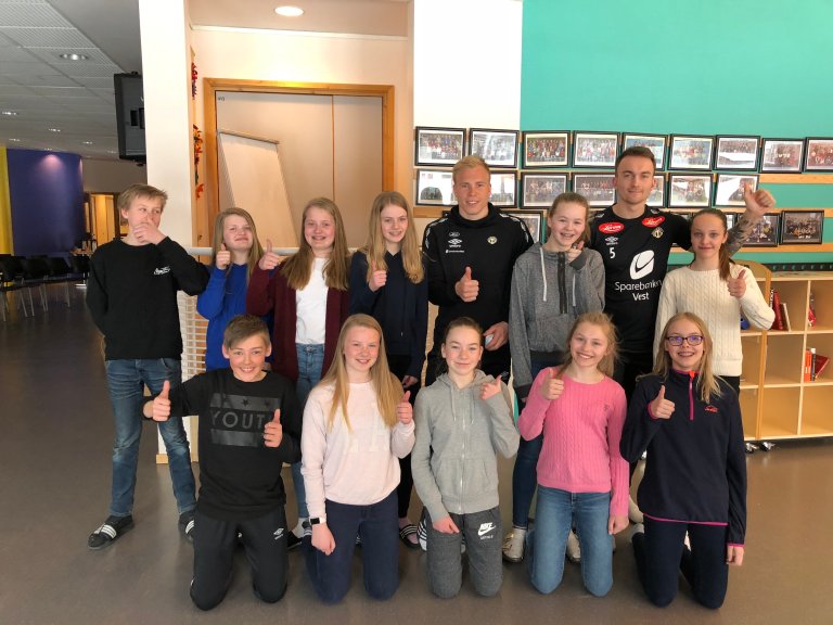 Skulebesøk MOT Luster Martin Ramsland Victor Grodås