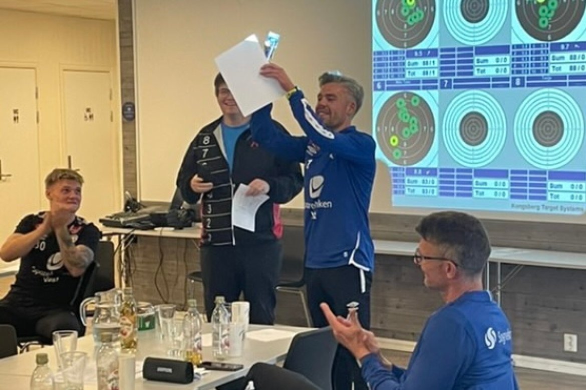 Kasper Lie stakk av med sigeren!