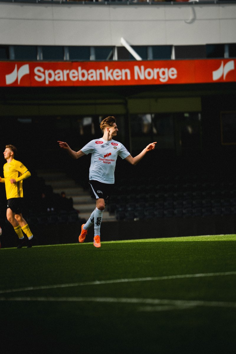 Målskårar: Sverre Stavø