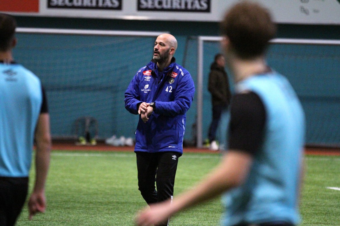 Hovudtrenar Luis Pimenta