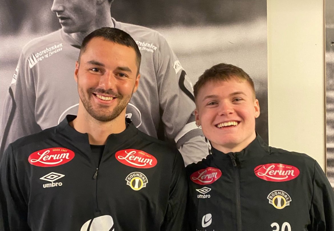 Erik manglar litt høgde for å nå opp til vår nye keeper