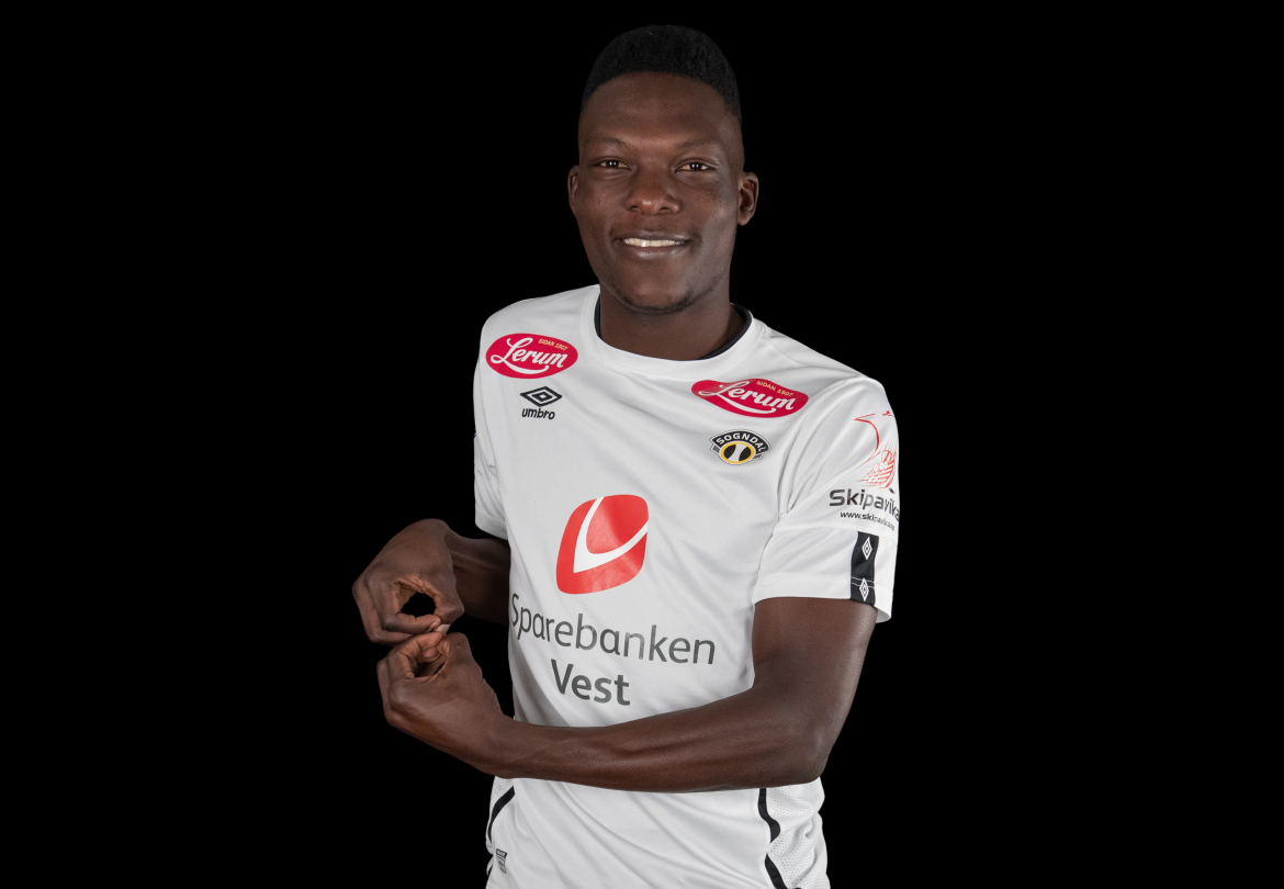 8-talet symboliserer fødselsdagen til både Ronney og hans far 8. august