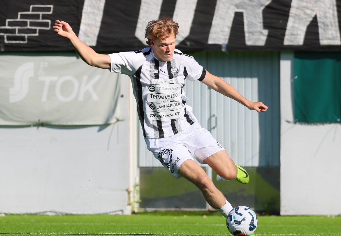 Toumas Pippola for TPS i Finland