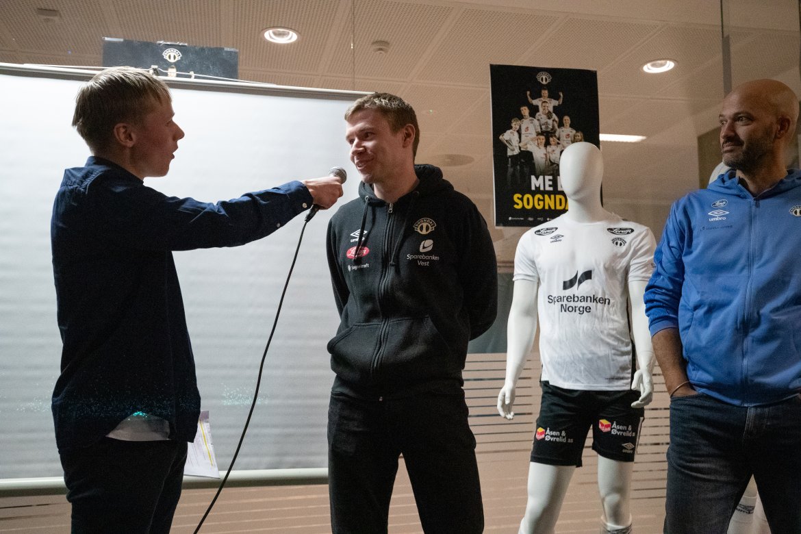 Vellukka Kick Off Saman Med Sogndal FK Damer SOGNDAL FOTBALL
