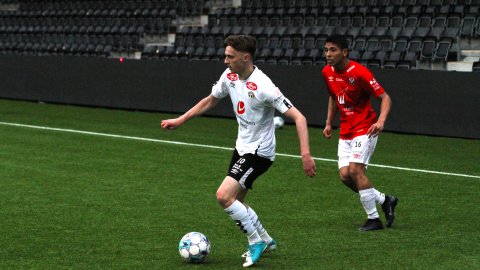 Storsiger og nytt hattrick av Viljar Stavø